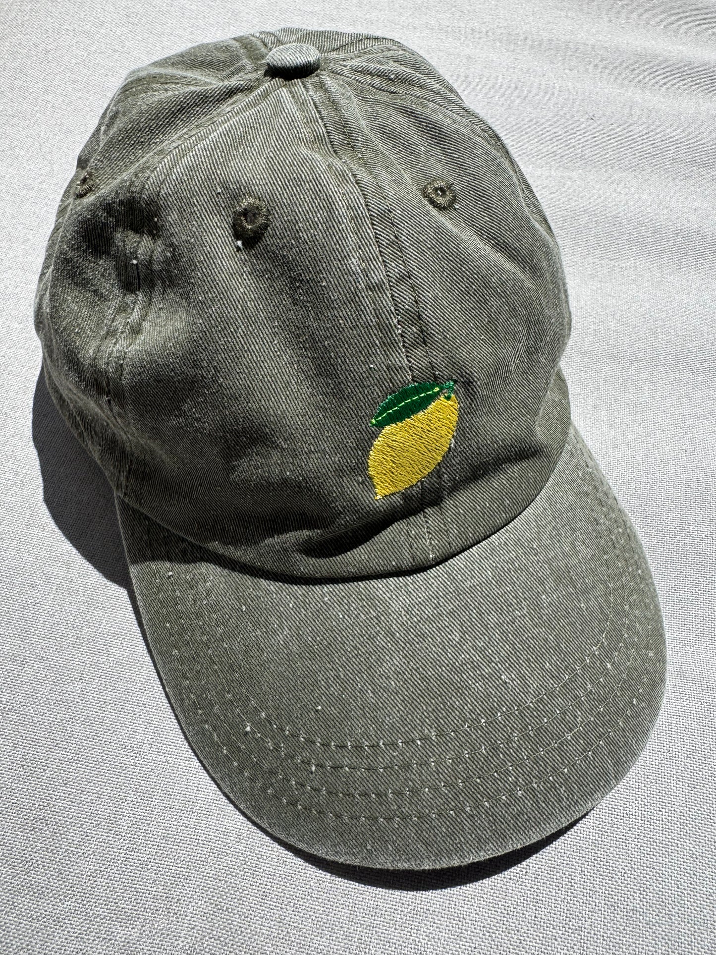 Casquette brodée
